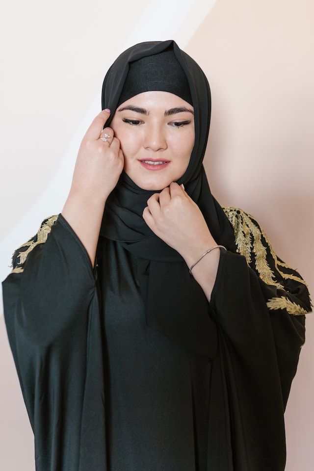 Omani women dress